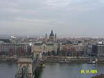 Будапешт- Цепной мост через Дунай 
«Старая дама» - именно так прозвали жители Будапешта Цепной мост, носящий имя графа Иштвана Сечени. 
Граф Сечени,...