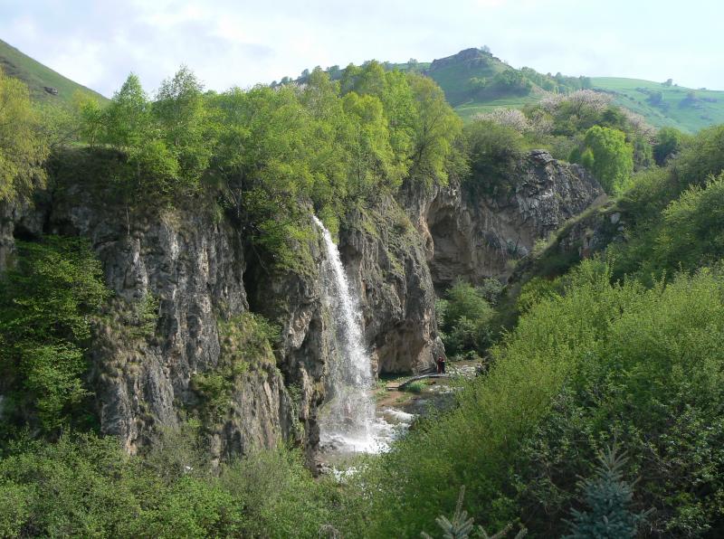 Медовые водопады, май 2010