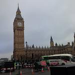Официальным наименованием до сентября 2012 года было «Часовая башня Вестминстерского дворца.» По решению британского парламента переименована в Башню...