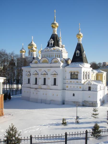 Дмитров. Кремль. Елизаветинская церковь.