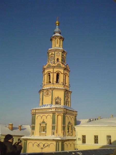 Православные храмы мирно живут рядом с мечетями
