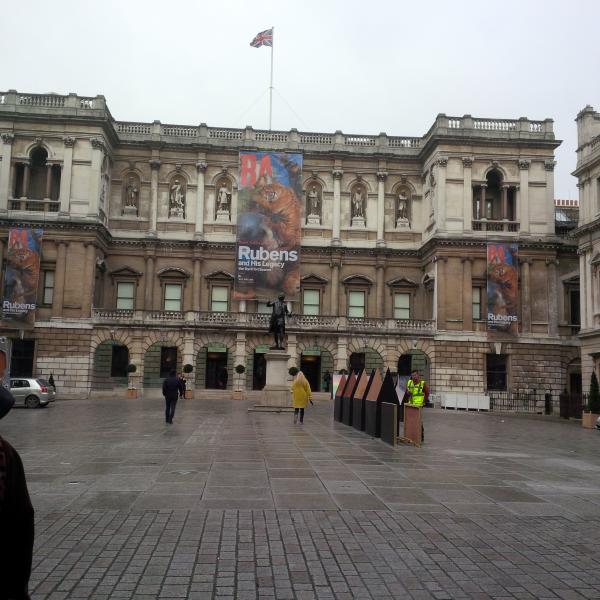 Лондонская Королевская академия искусств.